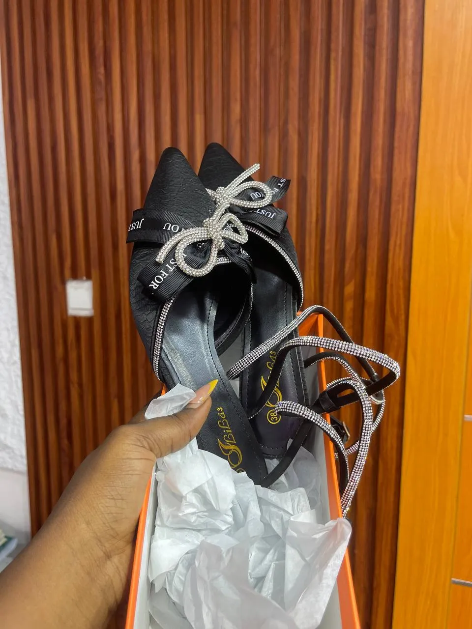 Bow low heels